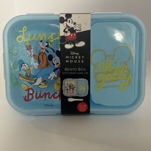 Disney‎ Mickey Mouse Bento Lunch Box With Snap Lock Lid Plastic NEW